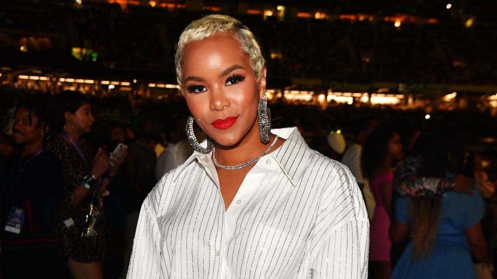 The All-White Finds To Shop That Are Essence Festival Approved